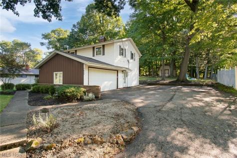 7033 Shaner Drive Walton Hills OH 44146