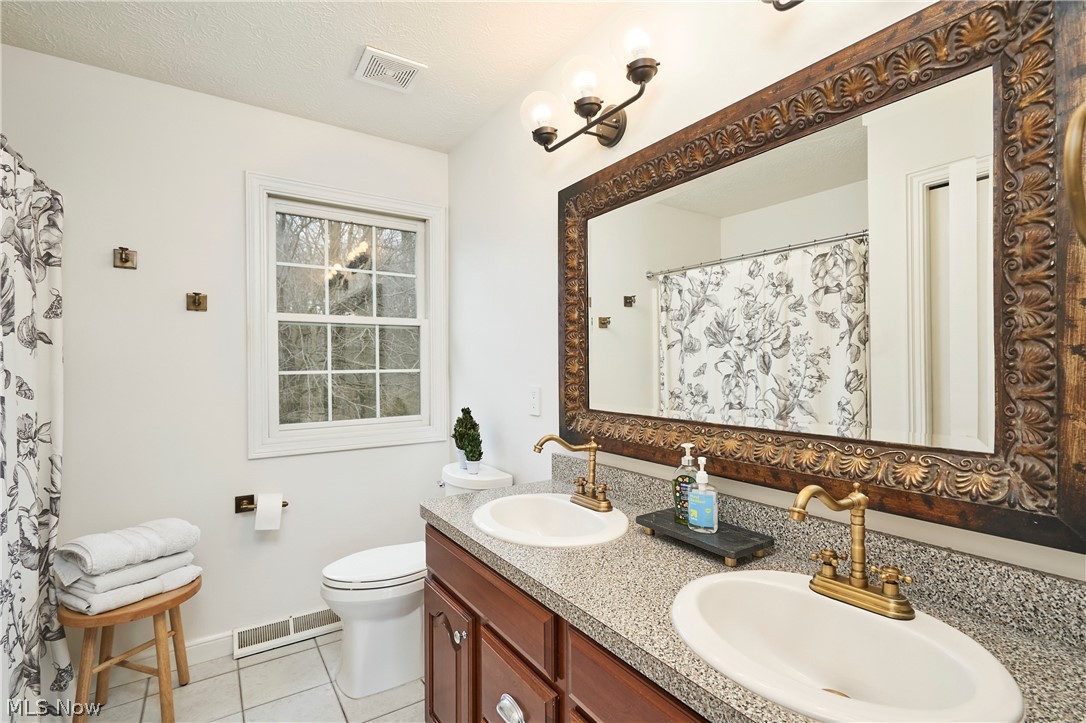 11137 Malvern Drive North Royalton OH 44133