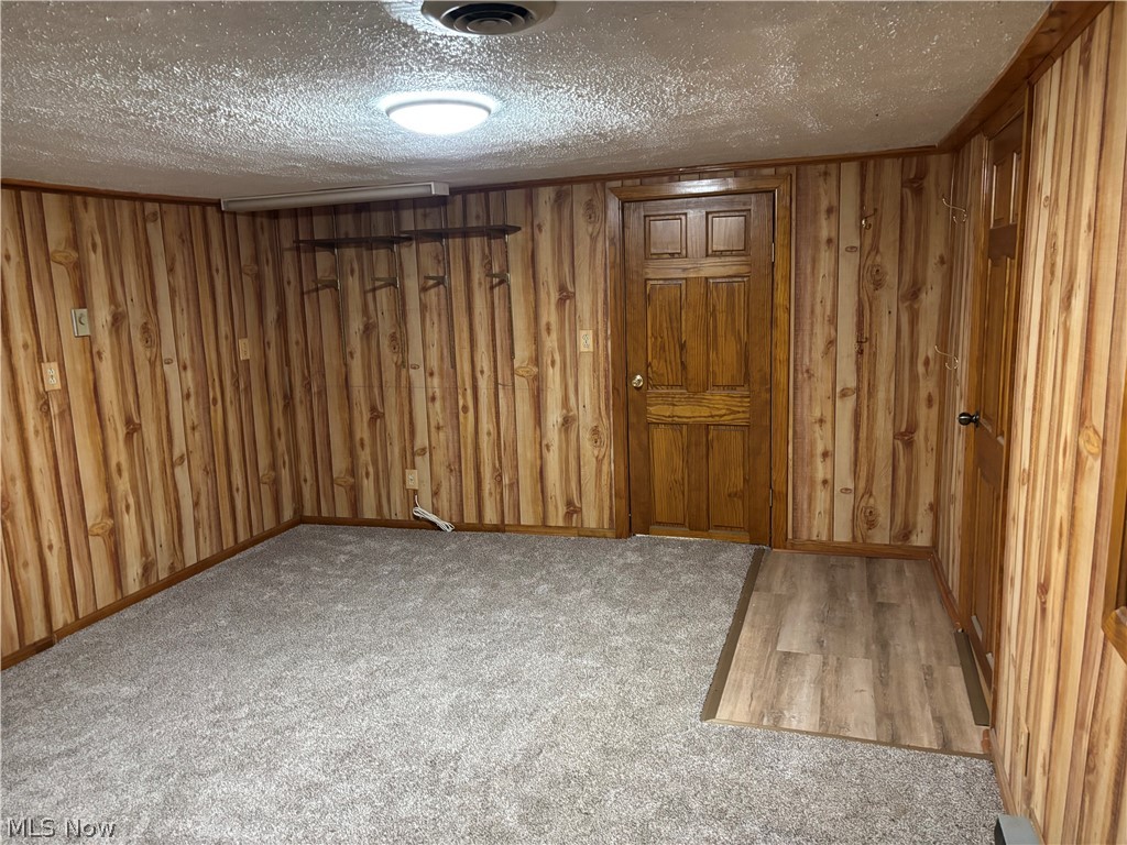 300 Henry East Liverpool OH 43920