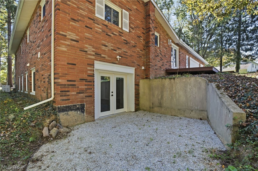9610 Pekin Road Novelty OH 44072