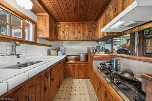 546 Keefus Road Conneaut OH 44030