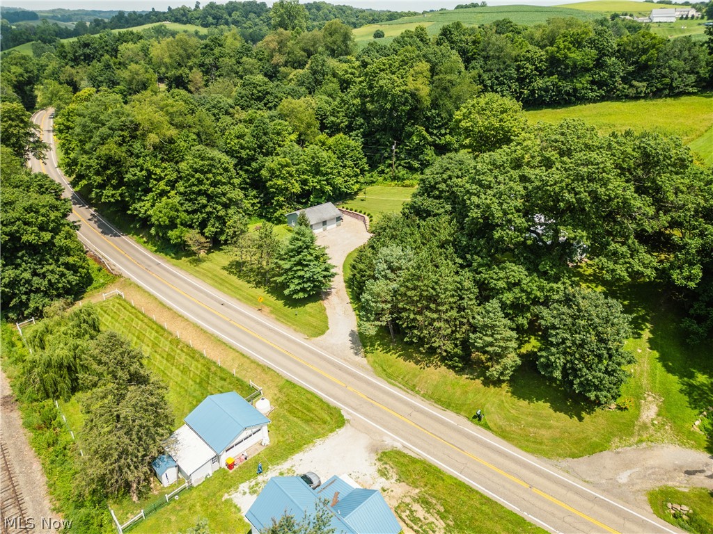 26551 Sr 93 Fresno OH 43824