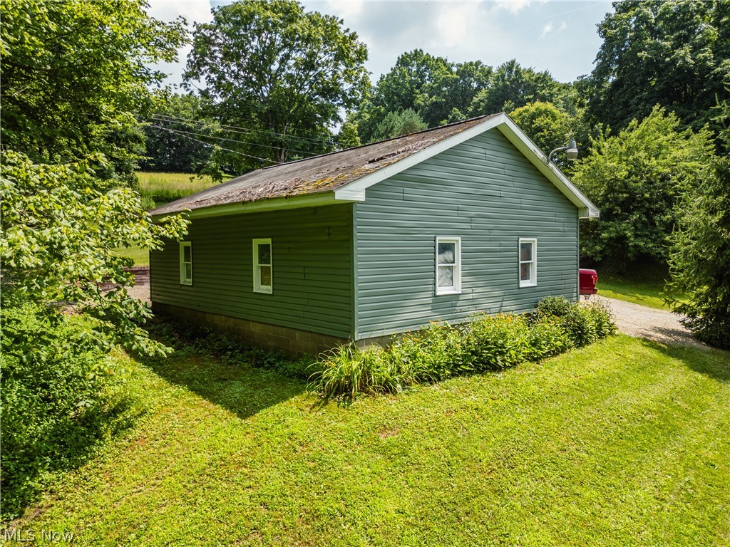 26551 Sr 93 Fresno OH 43824