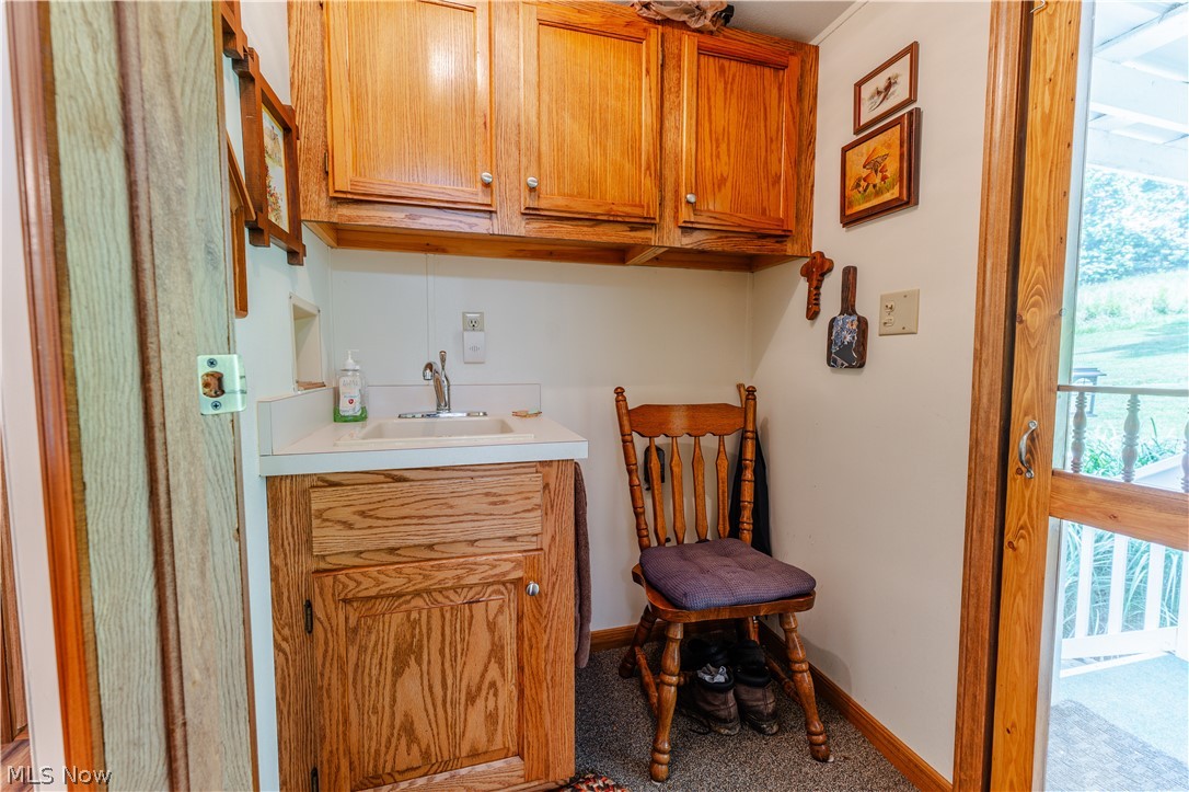 26551 Sr 93 Fresno OH 43824