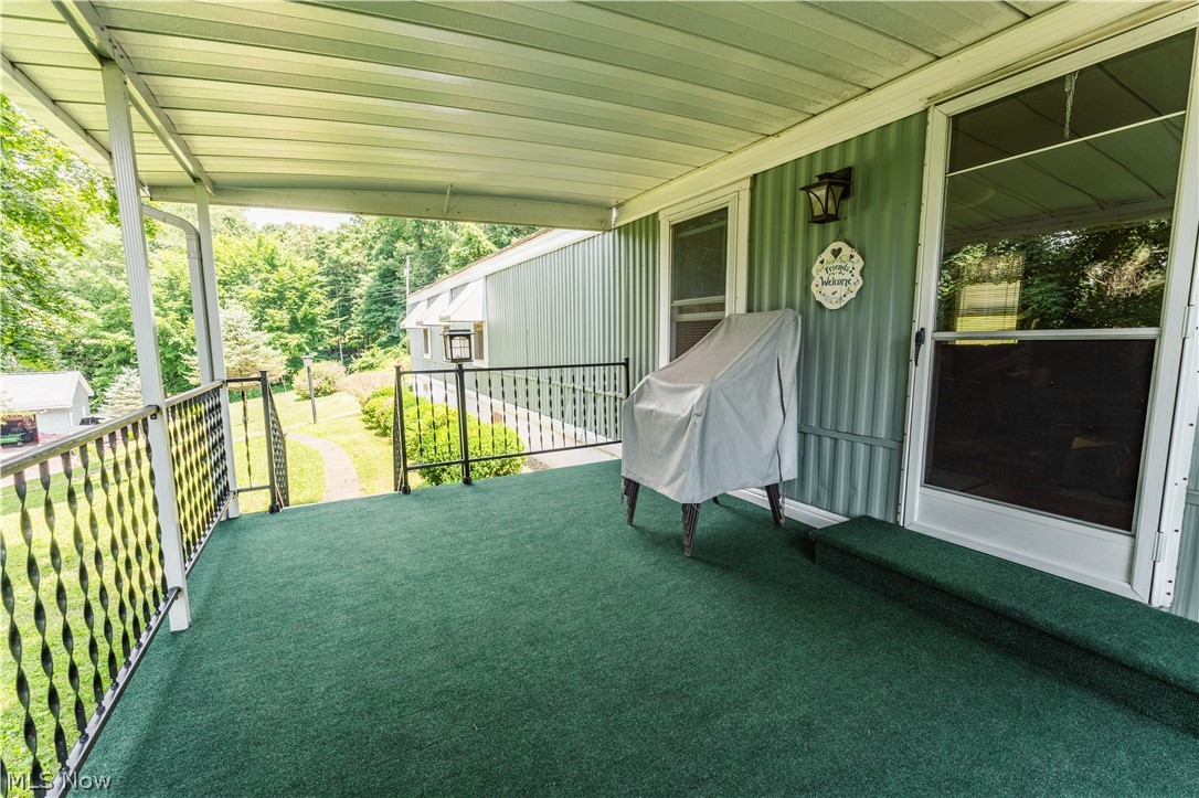 26551 Sr 93 Fresno OH 43824