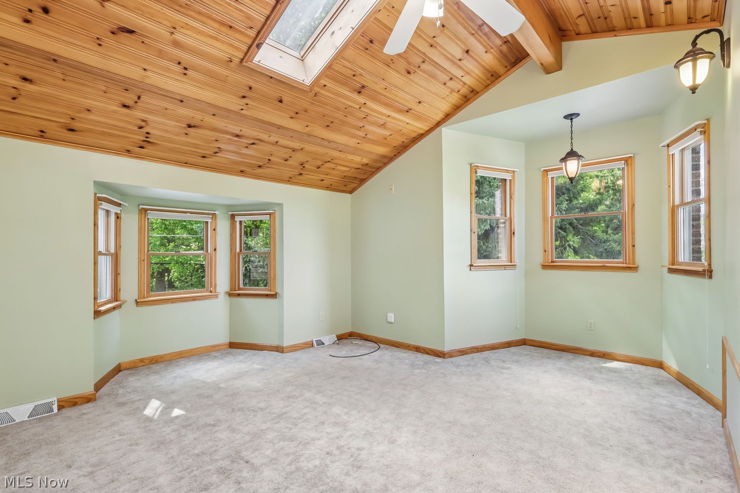 3537 Niles Carver Road Mineral Ridge OH 44440