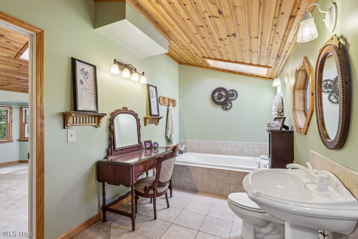 3537 Niles Carver Road Mineral Ridge OH 44440