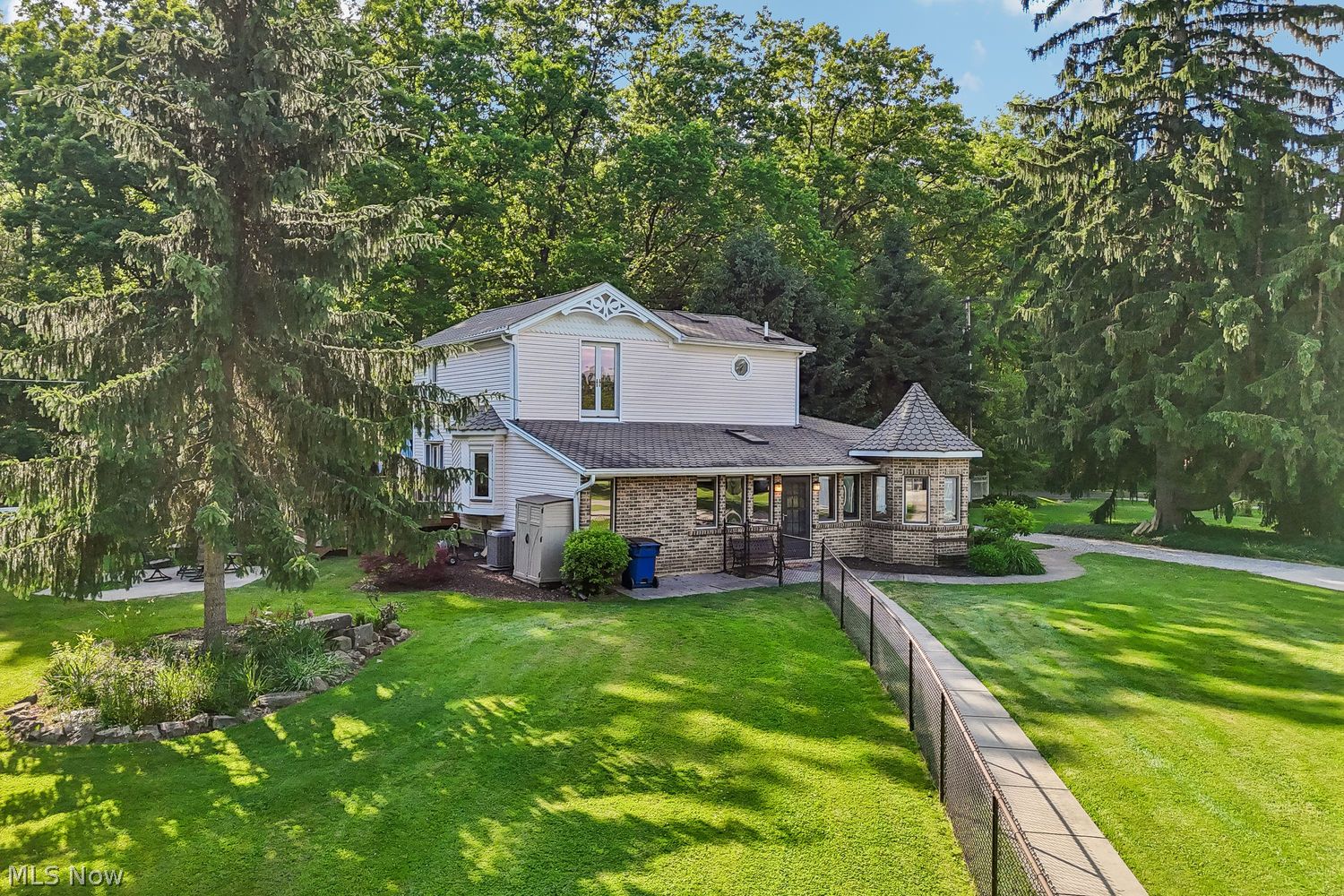 3537 Niles Carver Road Mineral Ridge OH 44440