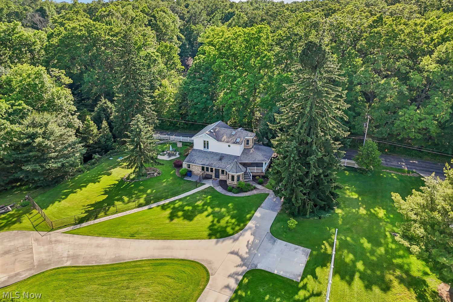 3537 Niles Carver Road Mineral Ridge OH 44440