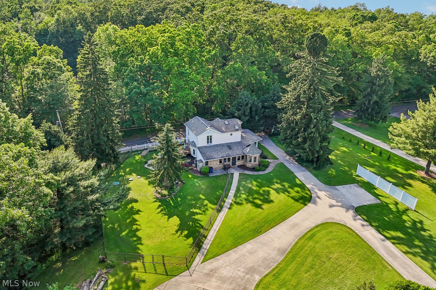3537 Niles Carver Road Mineral Ridge OH 44440