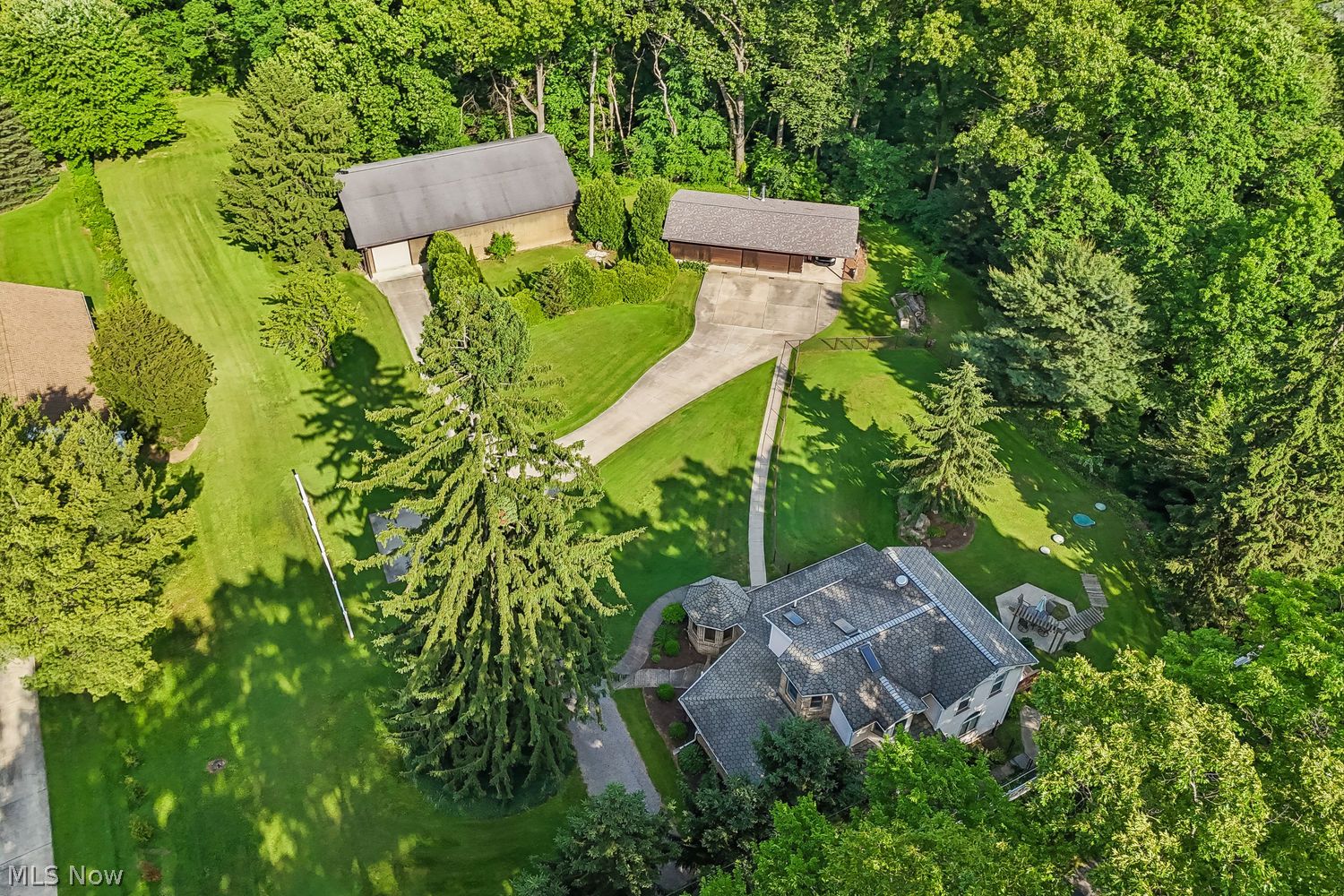 3537 Niles Carver Road Mineral Ridge OH 44440