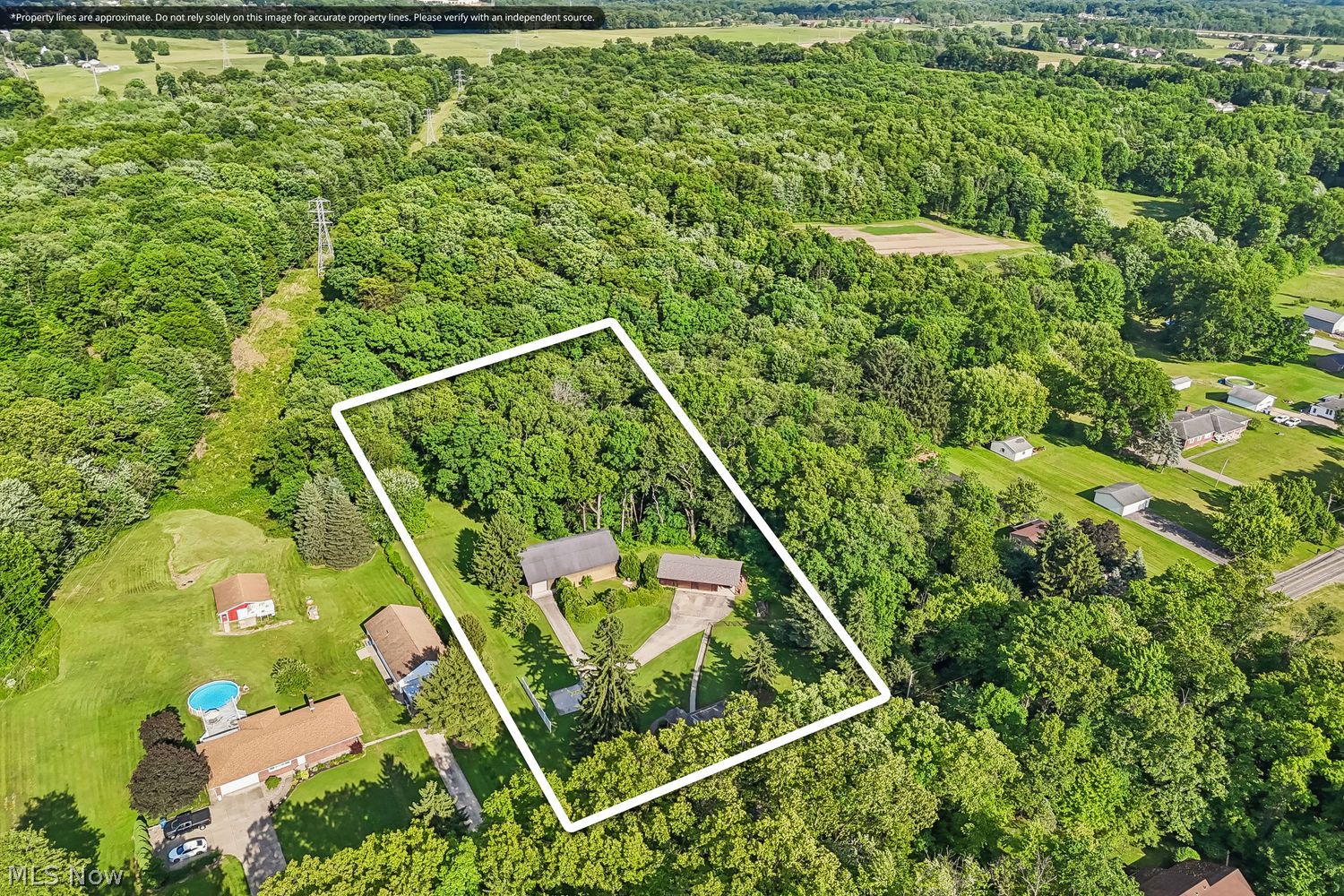 3537 Niles Carver Road Mineral Ridge OH 44440