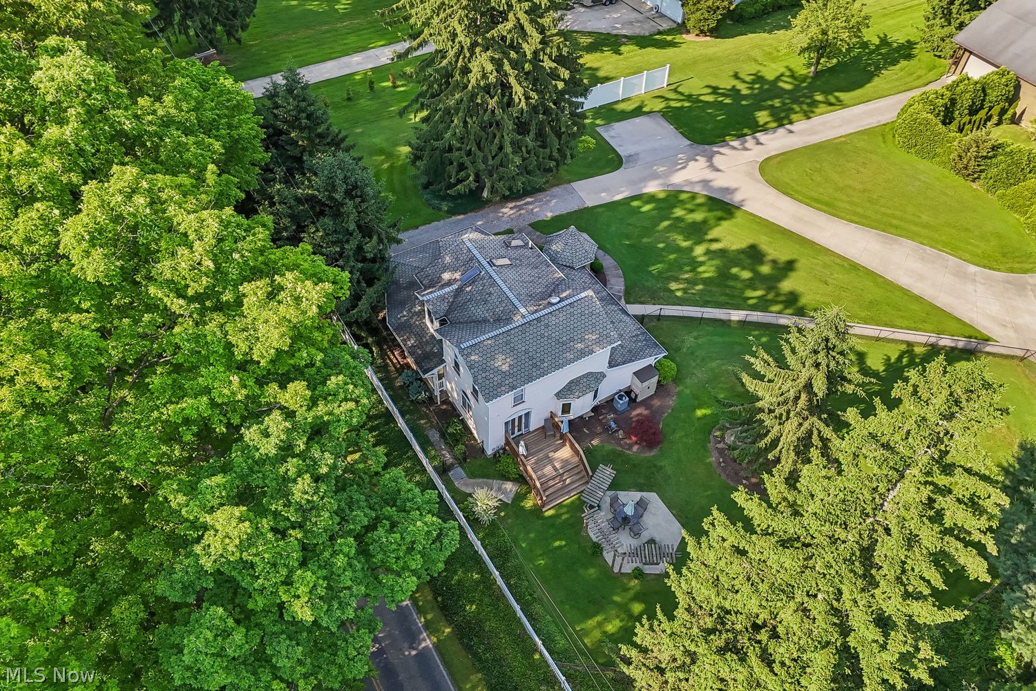 3537 Niles Carver Road Mineral Ridge OH 44440