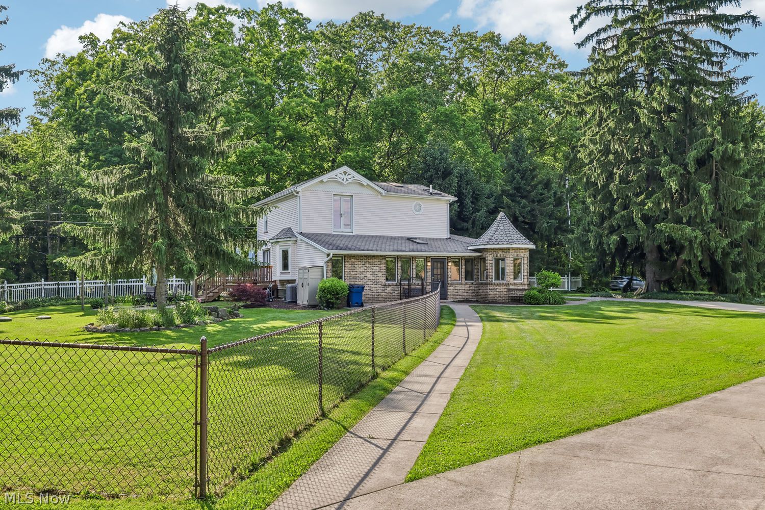 3537 Niles Carver Road Mineral Ridge OH 44440