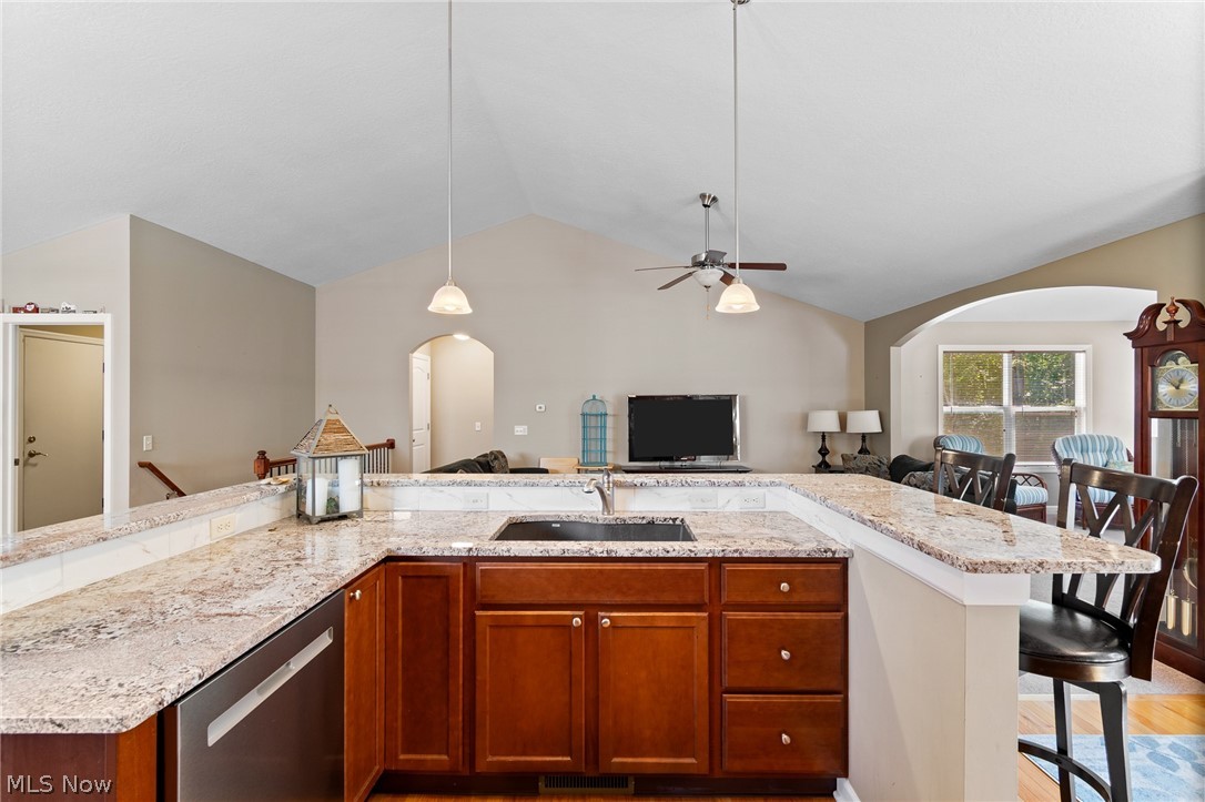 6529 Harness Circle NE Canton OH 44721