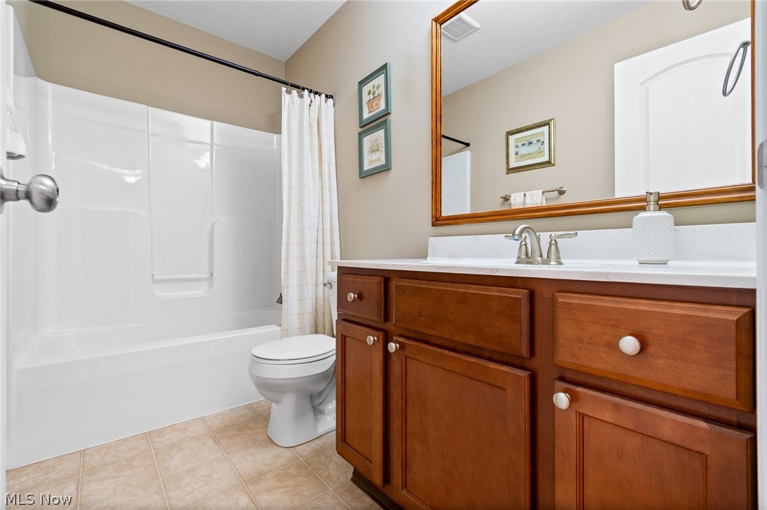 6529 Harness Circle NE Canton OH 44721
