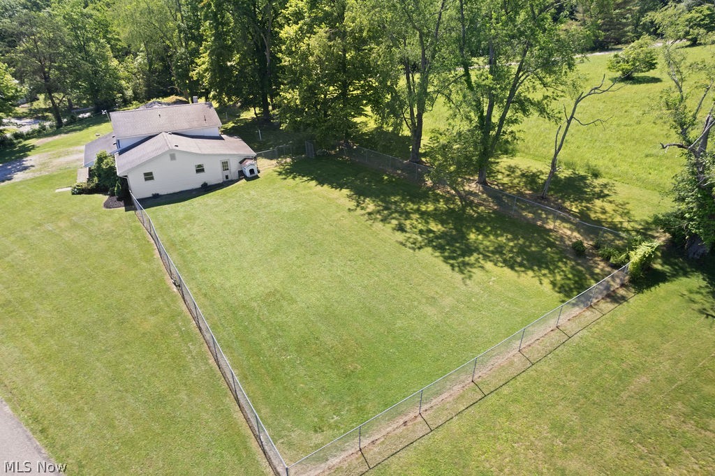 11 Roberts Drive Belpre OH 45714