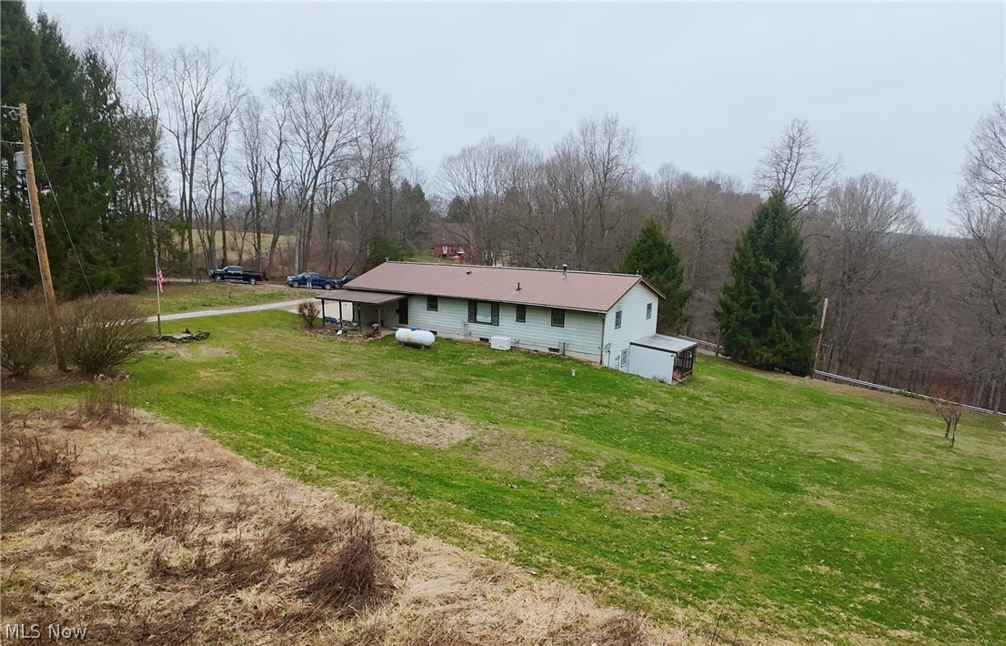 10670 County Road 6 Killbuck OH 44637