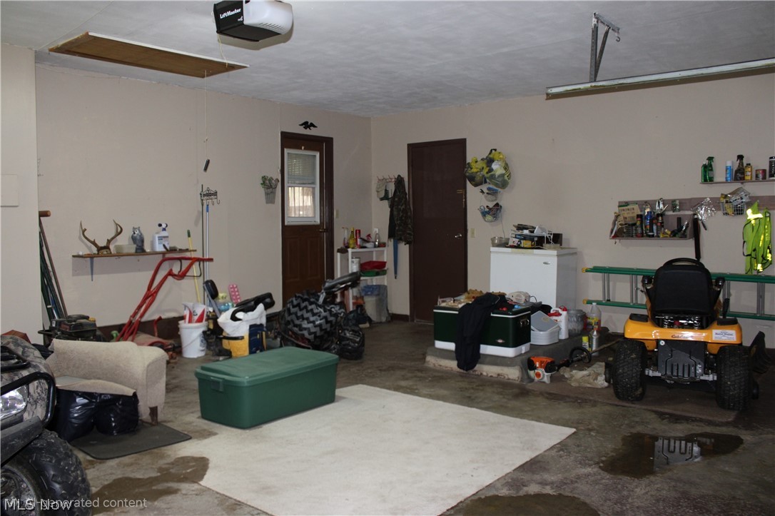 10670 County Road 6 Killbuck OH 44637