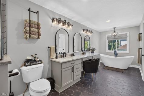 294 Sapphire Lane Streetsboro OH 44241