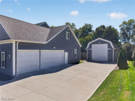 294 Sapphire Lane Streetsboro OH 44241