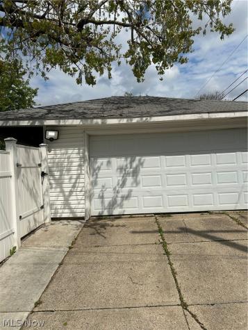 5911 Velma Avenue Parma OH 44129
