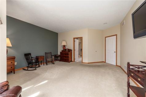 212 Brown Street Wellington OH 44090