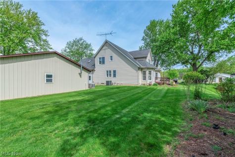212 Brown Street Wellington OH 44090