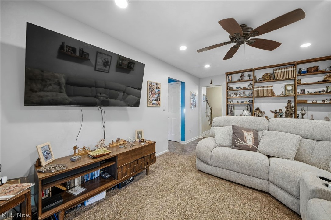 2103 David Avenue Parma OH 44134