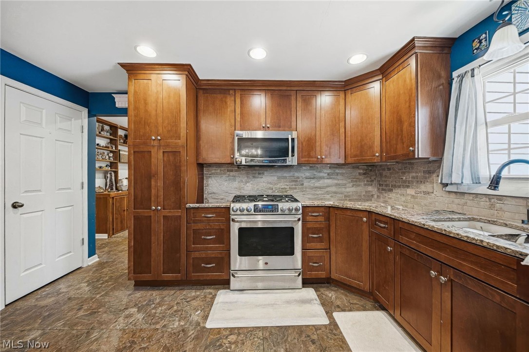2103 David Avenue Parma OH 44134