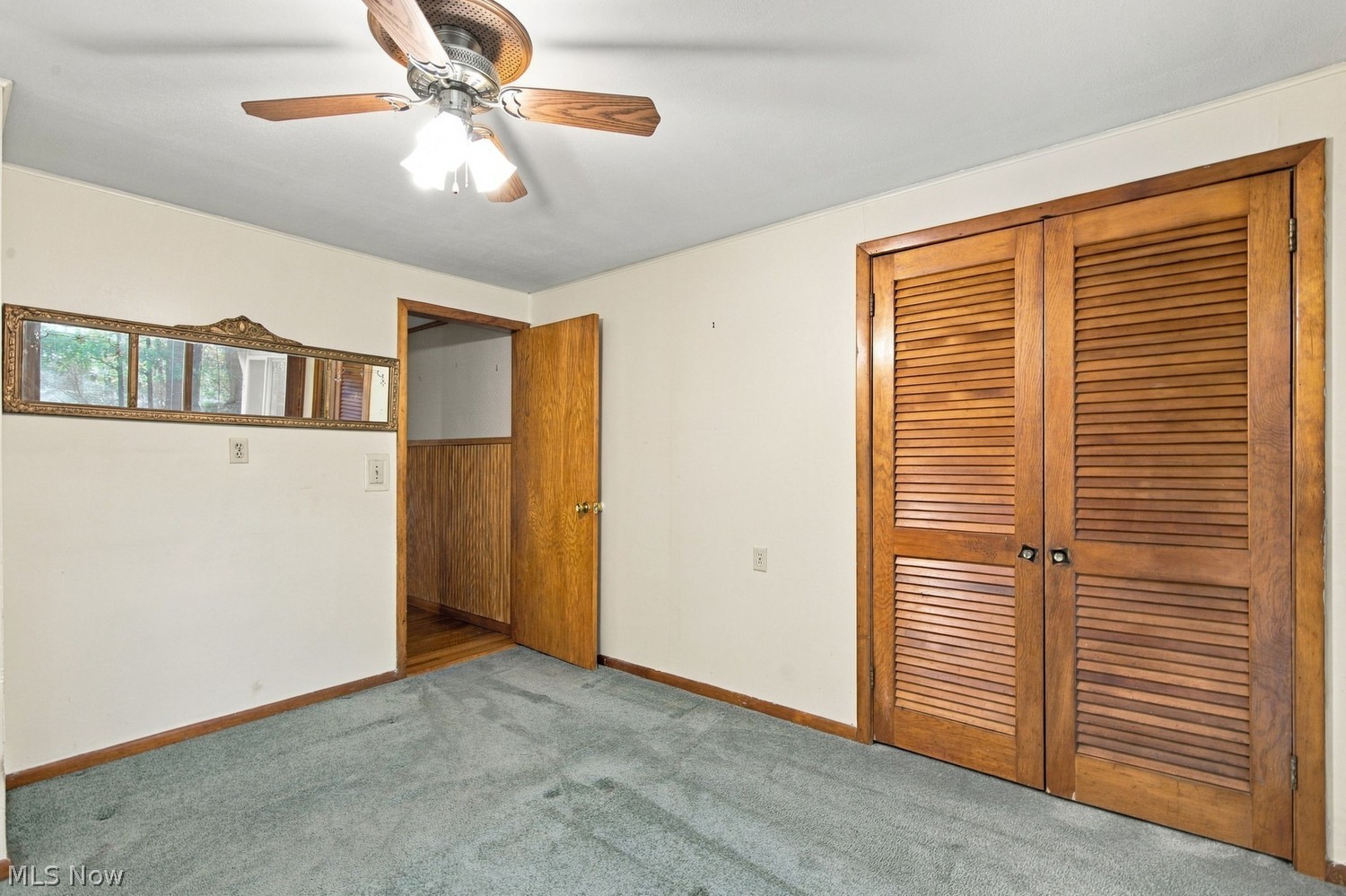 255 Daniels Avenue Conneaut OH 44030