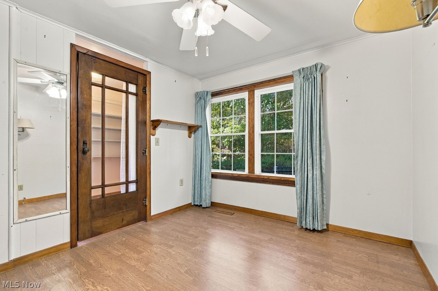 255 Daniels Avenue Conneaut OH 44030