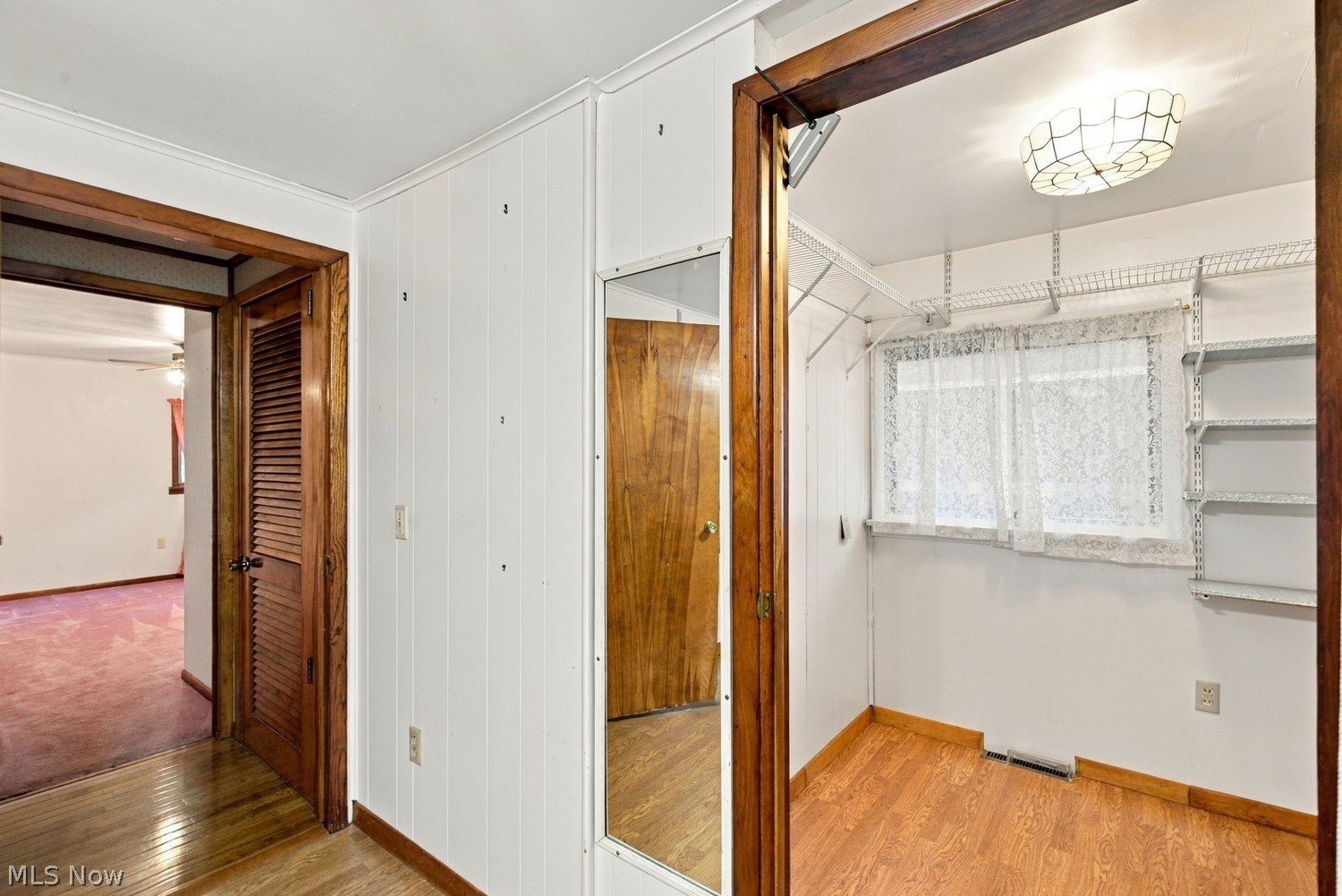 255 Daniels Avenue Conneaut OH 44030