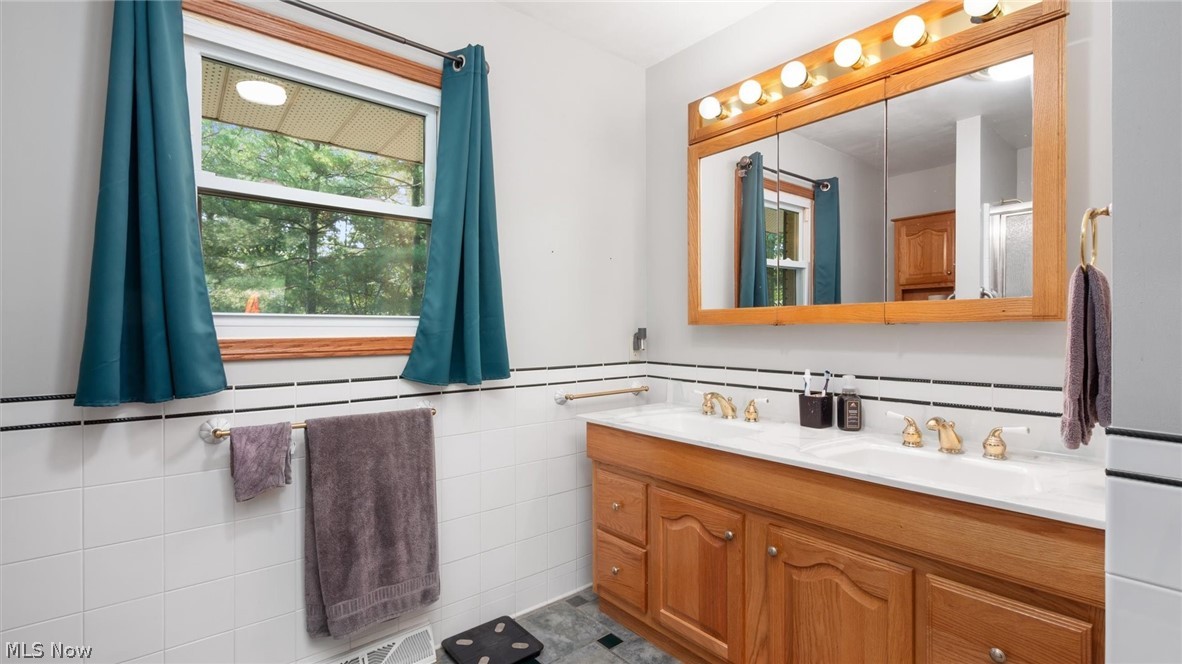 2620 E Newman Street Zanesville OH 43701