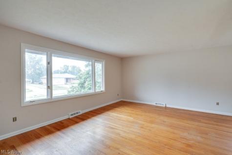4304 Tamarack Drive Parma OH 44134