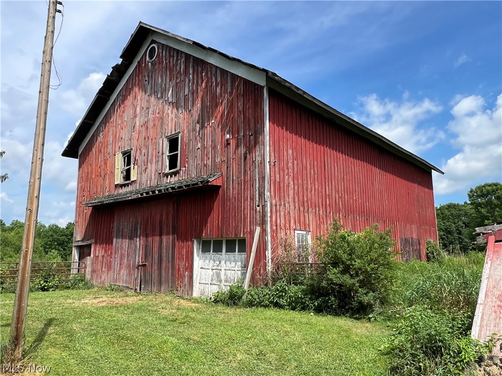 3527 Footville Richmond Road Rock Creek OH 44084