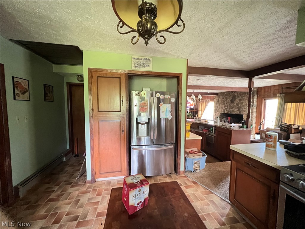 3527 Footville Richmond Road Rock Creek OH 44084