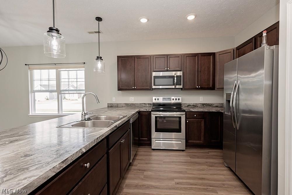 202 Silver Spring Circle Elyria OH 44035