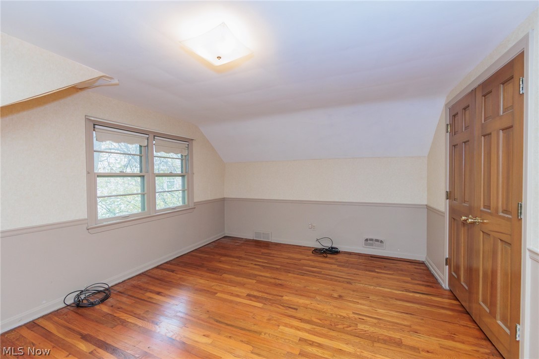 2536 Canterbury Road Westlake OH 44145