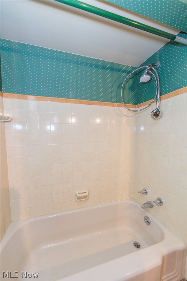 2536 Canterbury Road Westlake OH 44145