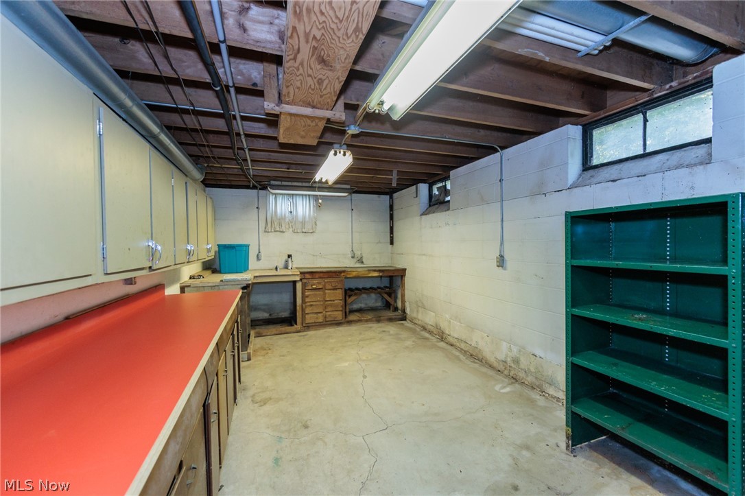 2536 Canterbury Road Westlake OH 44145