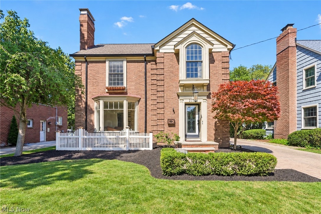 21158 Maplewood Avenue Rocky River OH 44116