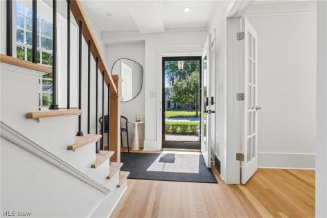 21158 Maplewood Avenue Rocky River OH 44116