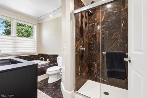 21158 Maplewood Avenue Rocky River OH 44116