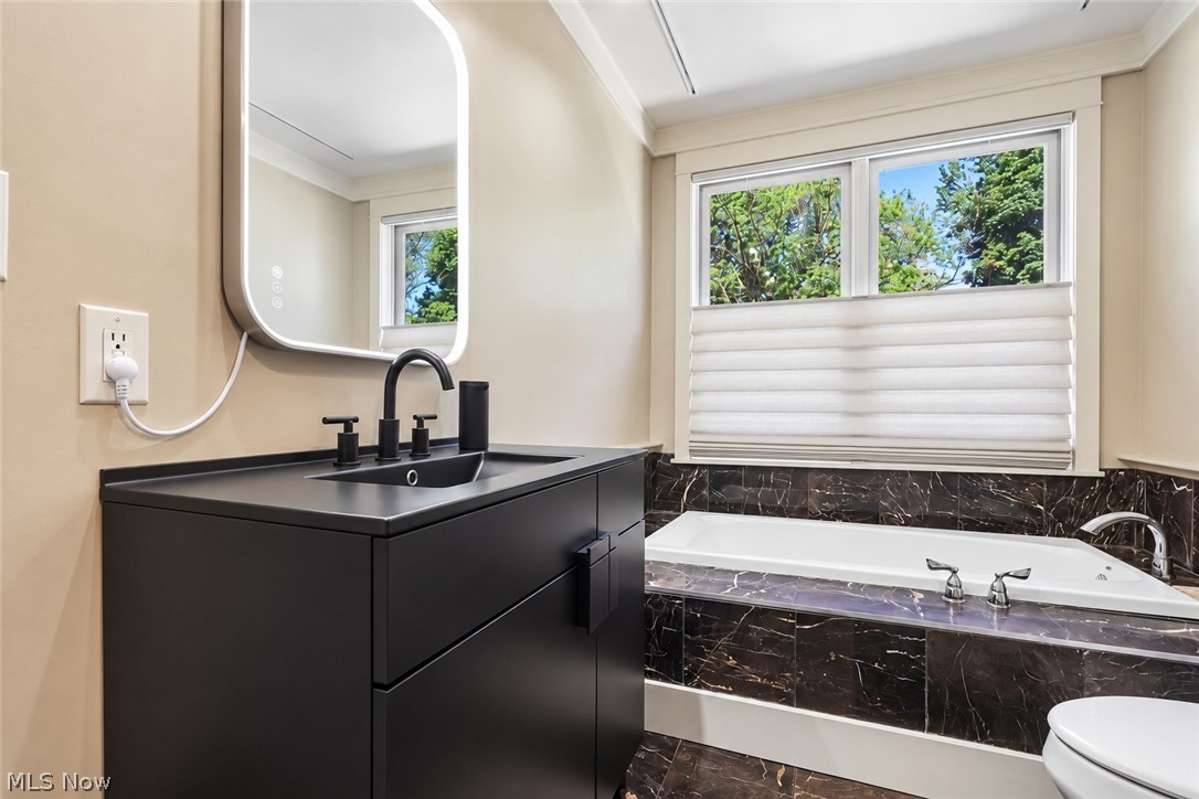 21158 Maplewood Avenue Rocky River OH 44116