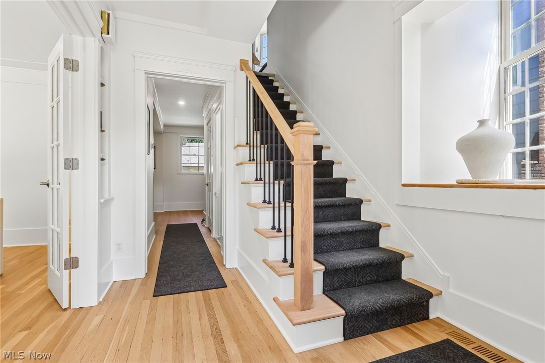 21158 Maplewood Avenue Rocky River OH 44116