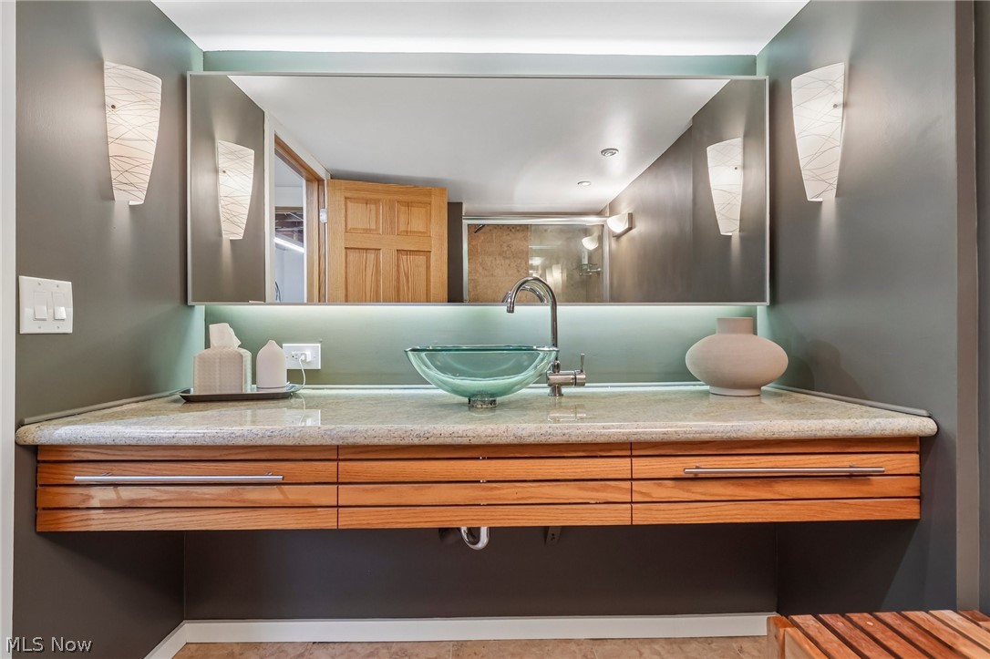 21158 Maplewood Avenue Rocky River OH 44116