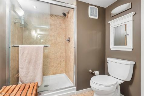 21158 Maplewood Avenue Rocky River OH 44116