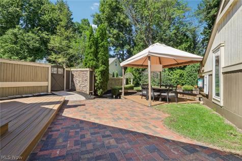 21158 Maplewood Avenue Rocky River OH 44116