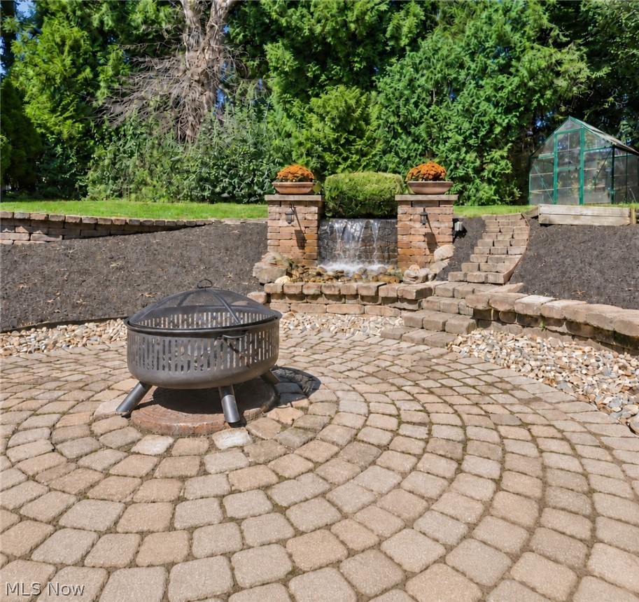 21158 Maplewood Avenue Rocky River OH 44116